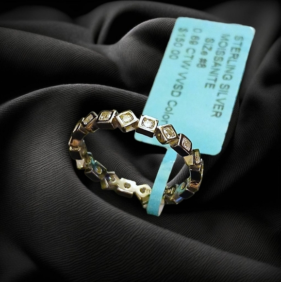 Jewelry - 925 Moissanite Ring